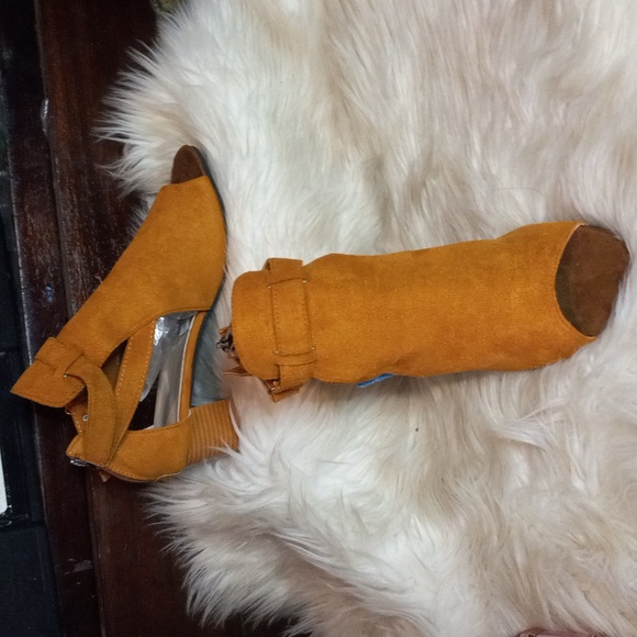 Shoes - Tan faux suede, ankle booties w heels and peeptoes.